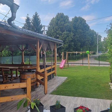 Holiday Home Baotic Velika Mlaka Zewnętrze zdjęcie