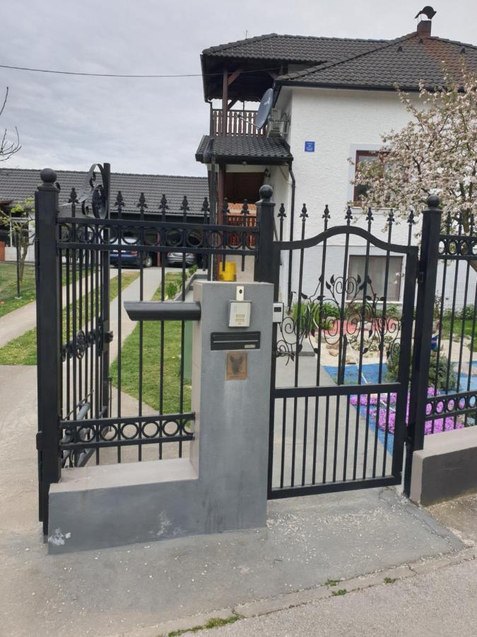 Holiday Home Baotic Velika Mlaka Zewnętrze zdjęcie